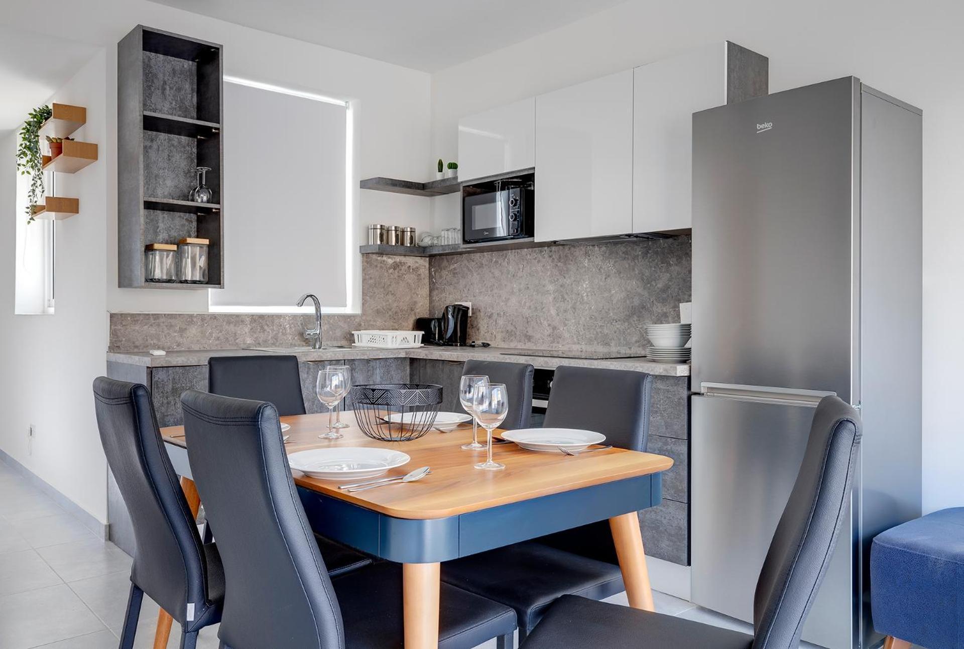Stunning 2Br Holiday Penthouse In Central 슬리에마 외부 사진