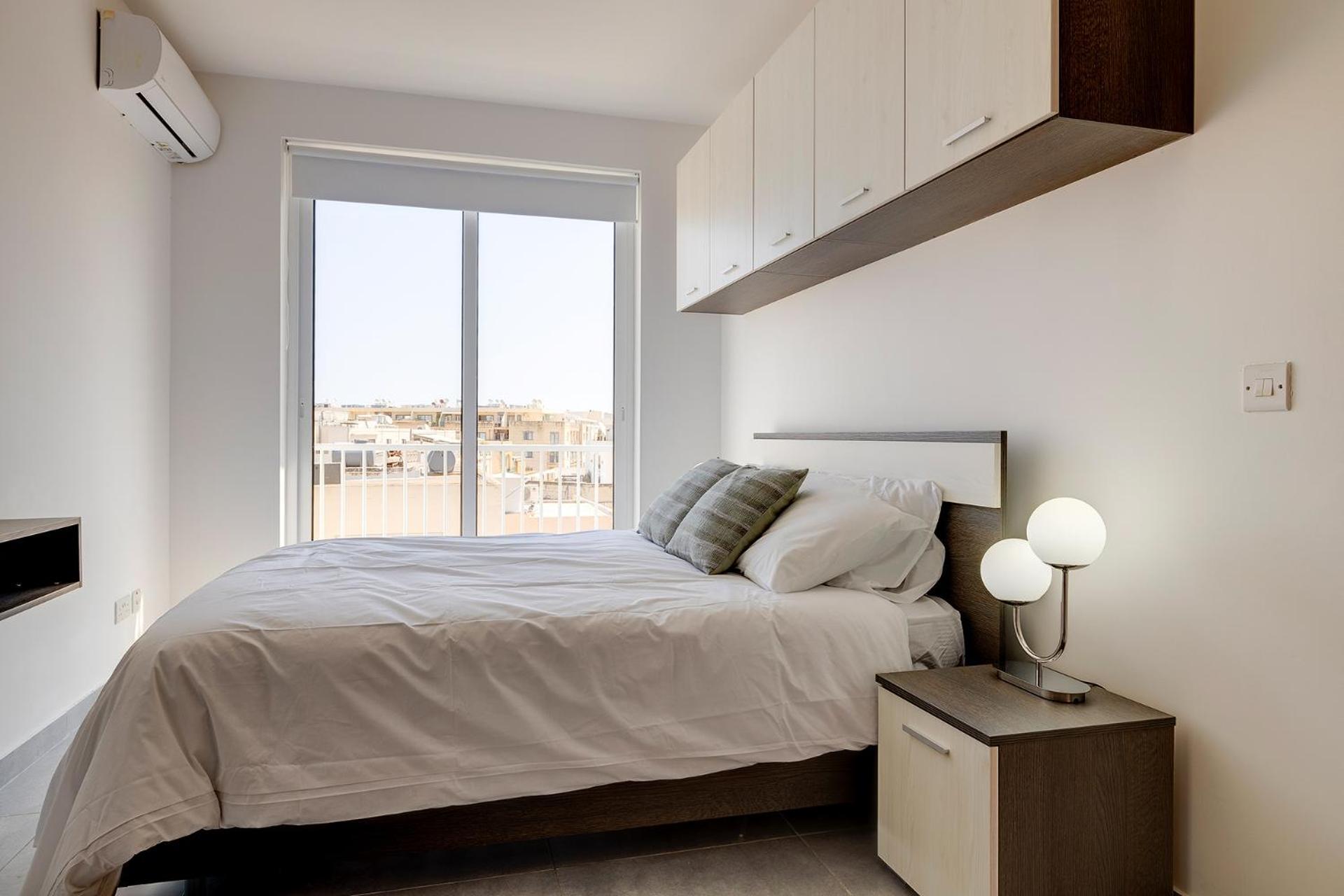 Stunning 2Br Holiday Penthouse In Central 슬리에마 외부 사진